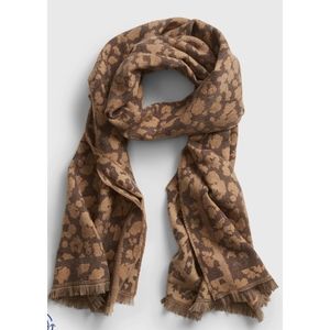 NWOT GAP Recycled Leopard Print Scarf
